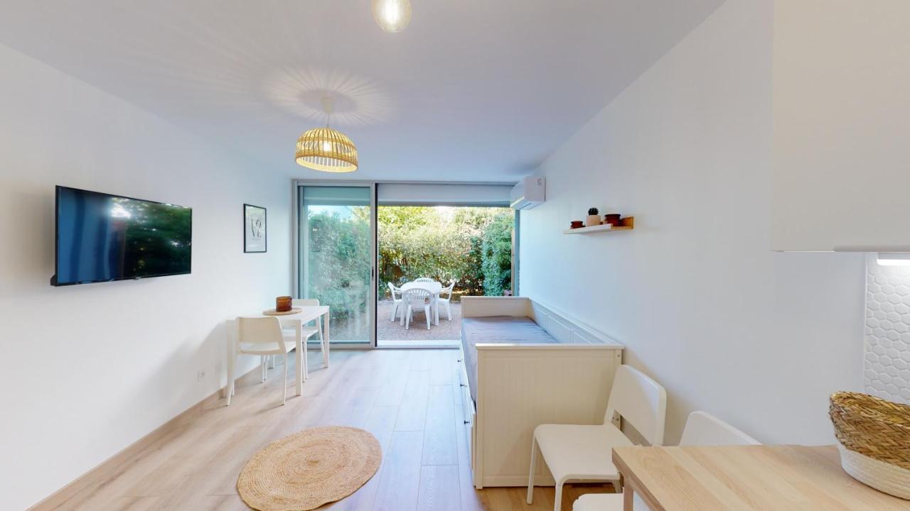 Magnifique Rez De Jardin 4 Couchages Apartment Agde Luaran gambar